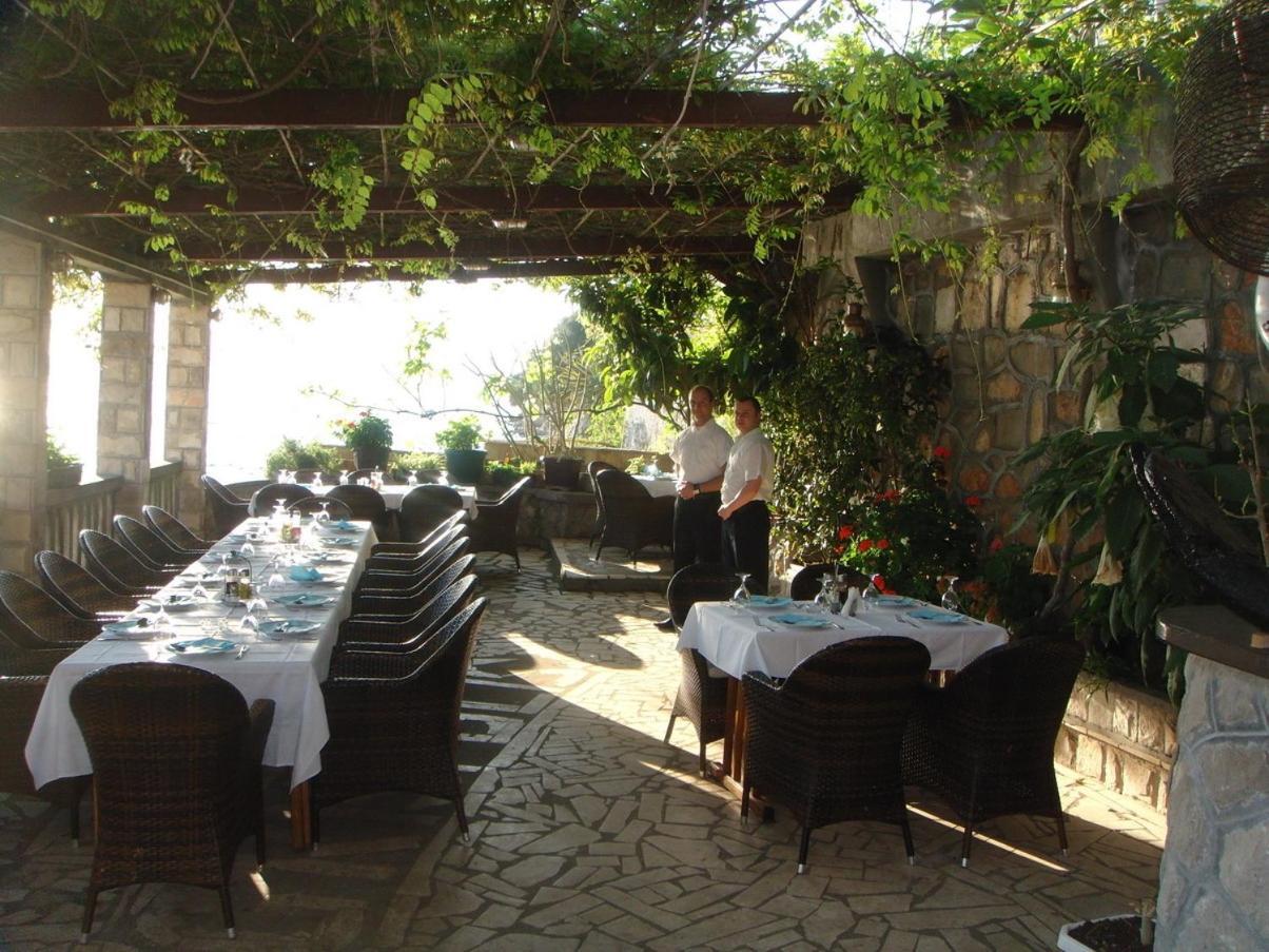 Apartments Grispolis Tivat Exterior foto