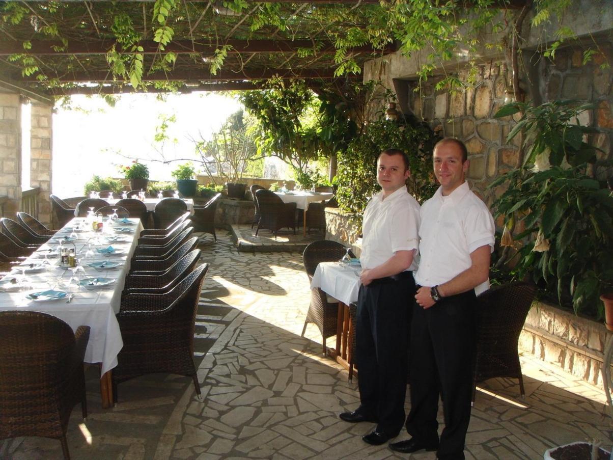 Apartments Grispolis Tivat Exterior foto