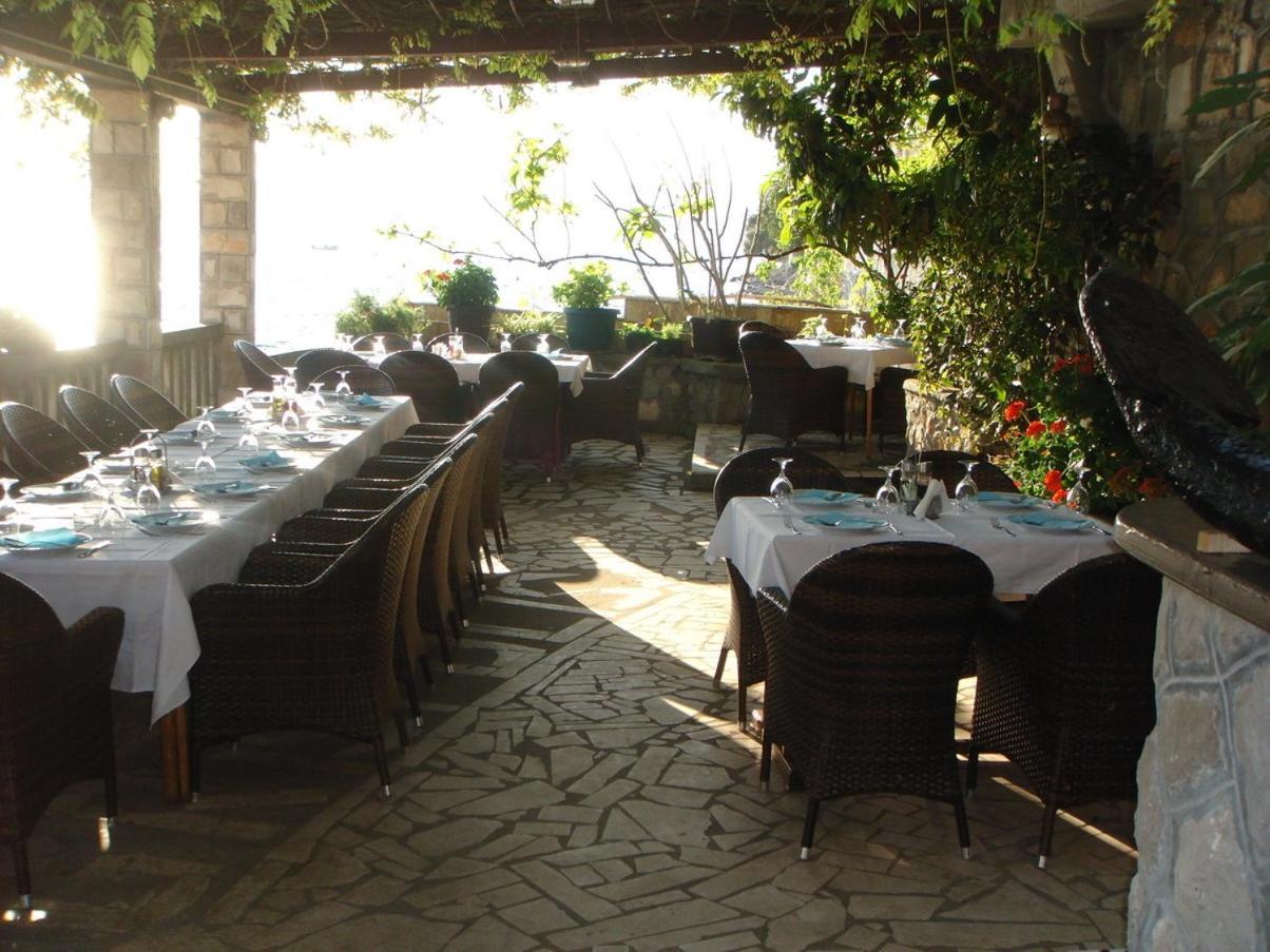 Apartments Grispolis Tivat Exterior foto