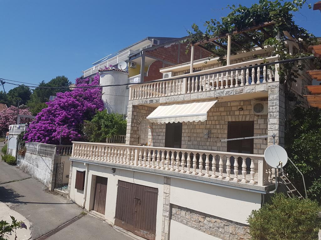 Apartments Grispolis Tivat Exterior foto