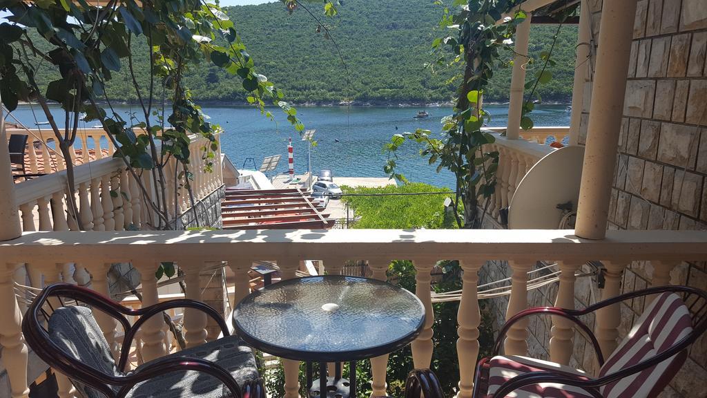 Apartments Grispolis Tivat Exterior foto