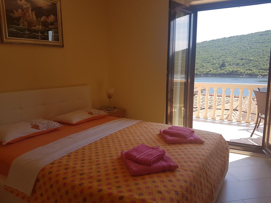 Apartments Grispolis Tivat Exterior foto