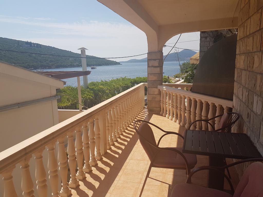 Apartments Grispolis Tivat Exterior foto